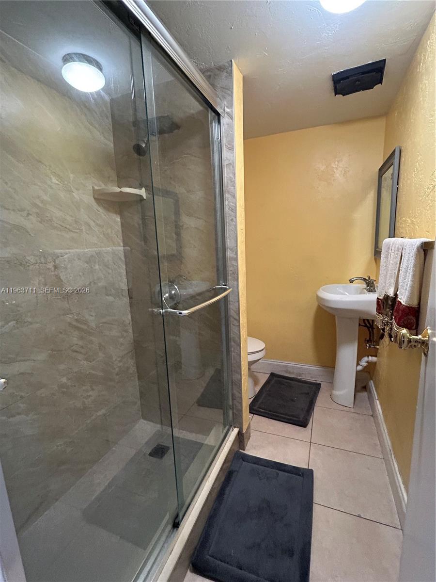 WIMBLEDON TOWNHOUSE I-13 - Residential