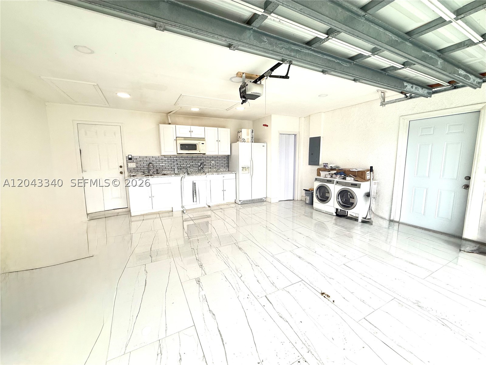 CAPE CORAL UNIT 51 - Residential