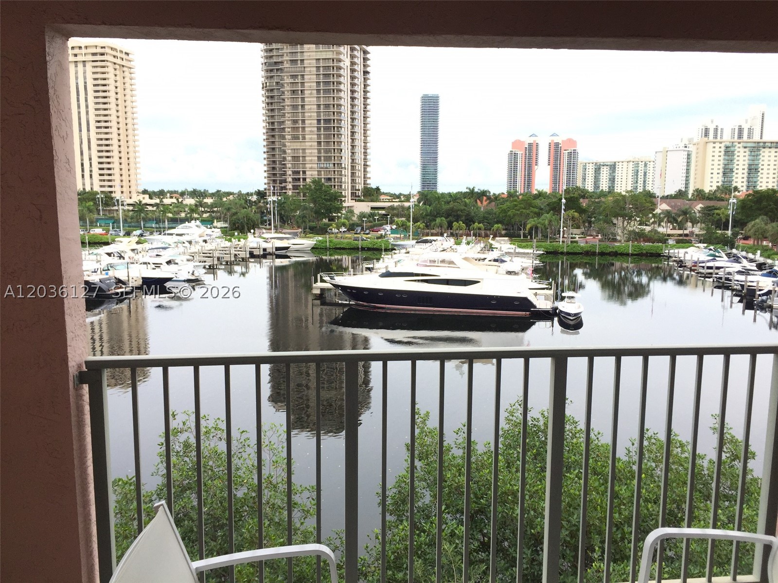 THE YACHT CLUB AT AVENTUR - Residential Lease