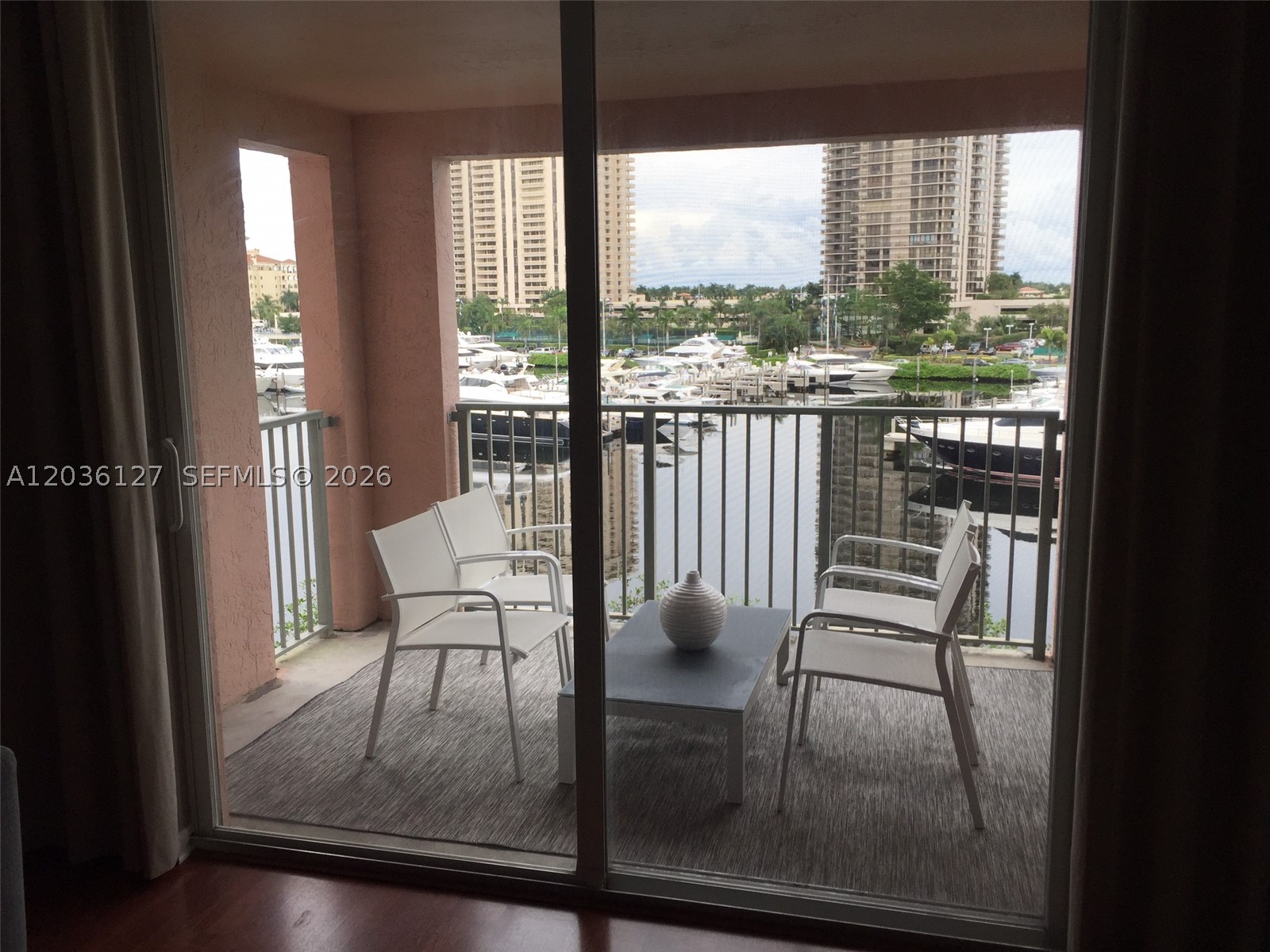 THE YACHT CLUB AT AVENTUR - Residential Lease