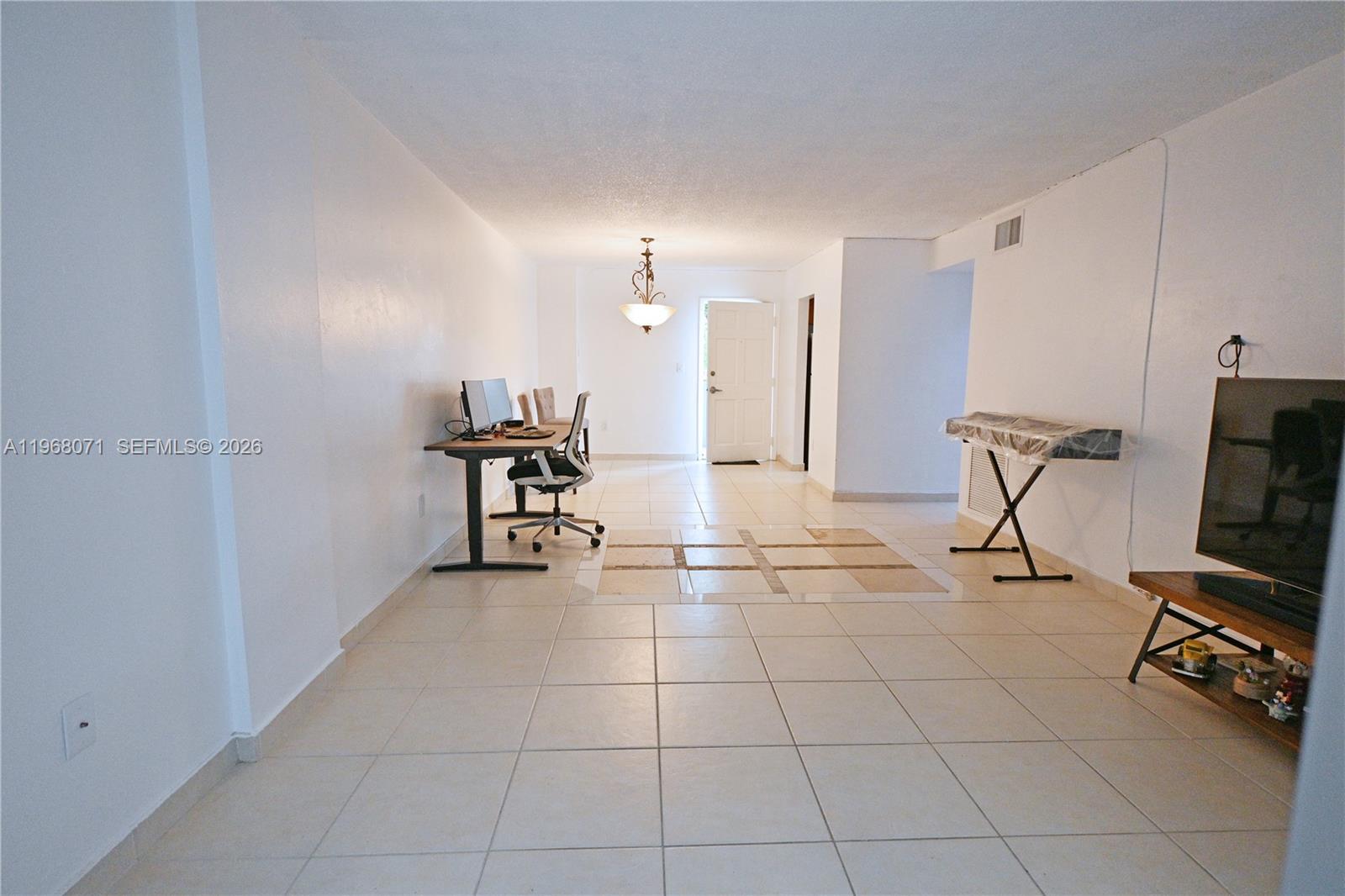 LENOX VIEW CONDOMINIUM - Residential