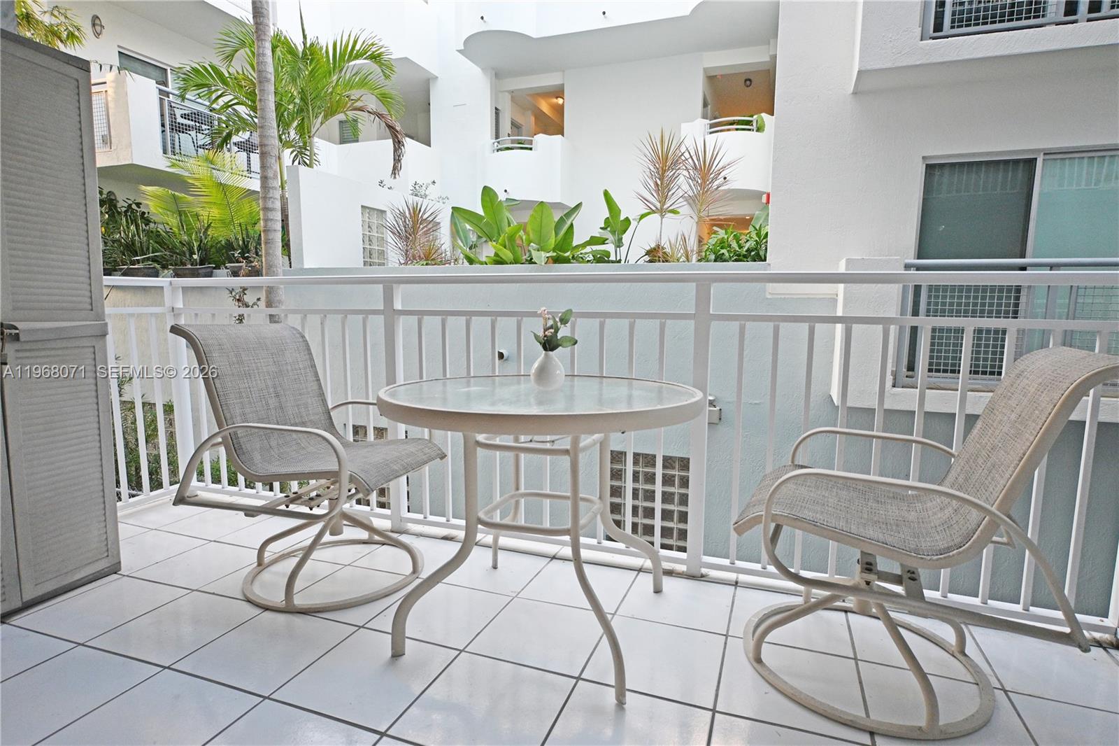 LENOX VIEW CONDOMINIUM - Residential