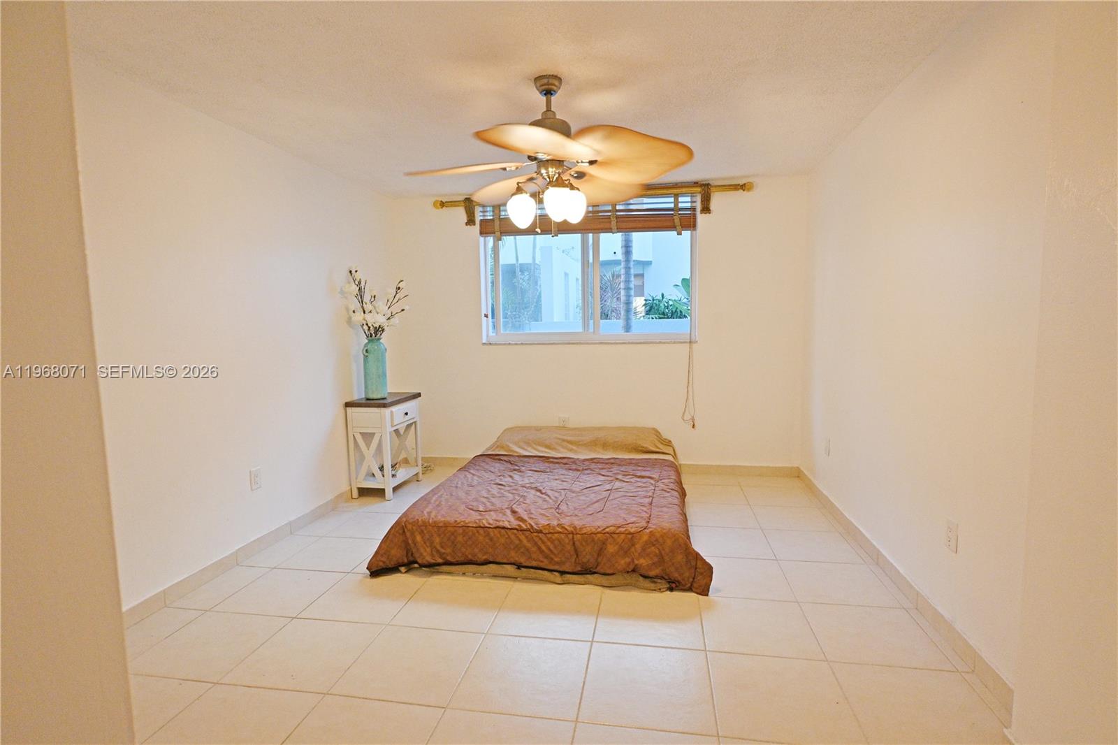 LENOX VIEW CONDOMINIUM - Residential