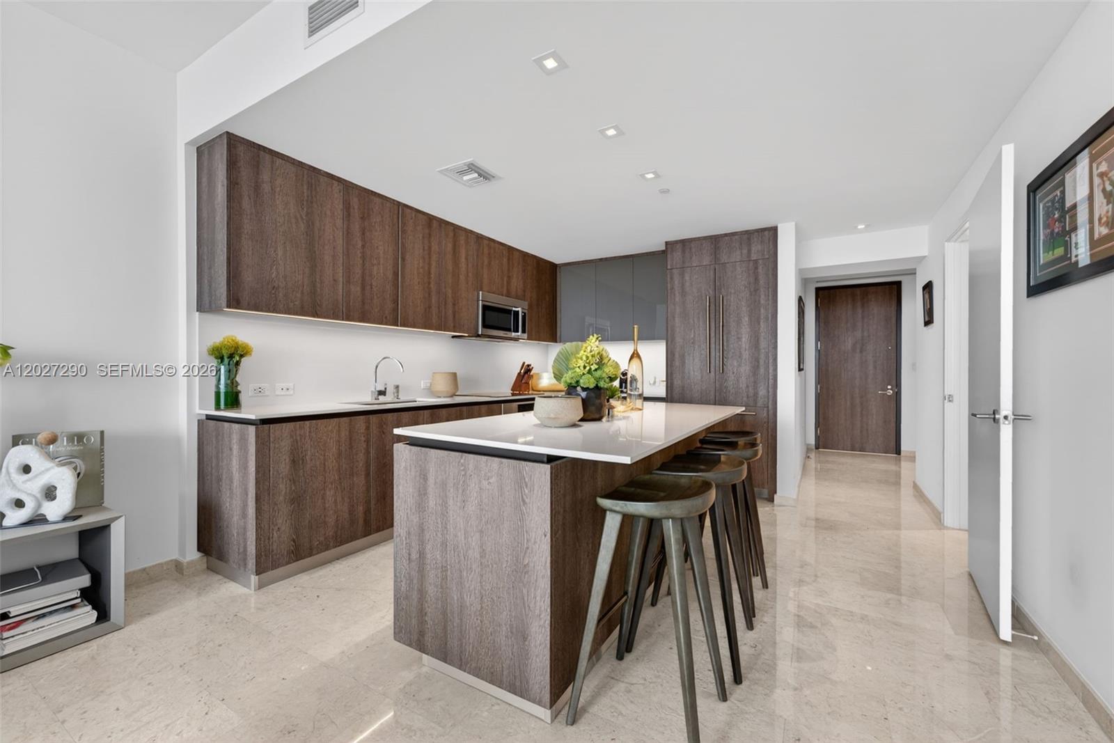 RISE CONDO - Residential Lease