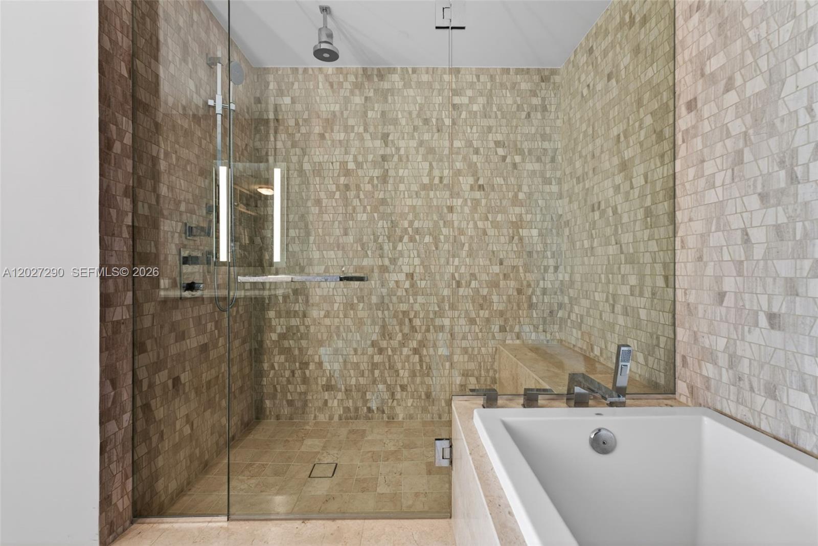 RISE CONDO - Residential Lease