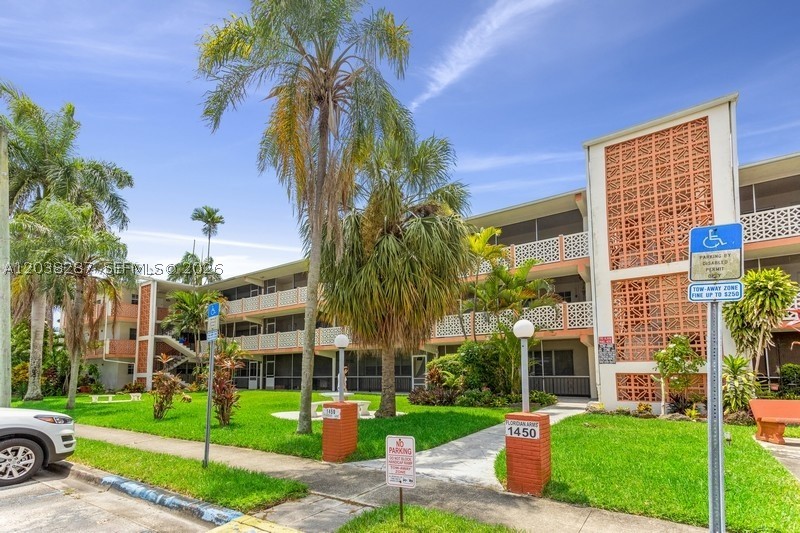 FLORIDIAN ARMS CONDO - Residential Lease