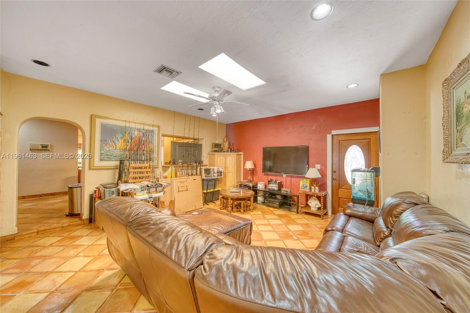 PINE TREE ESTS 1ST ADDN - Residential