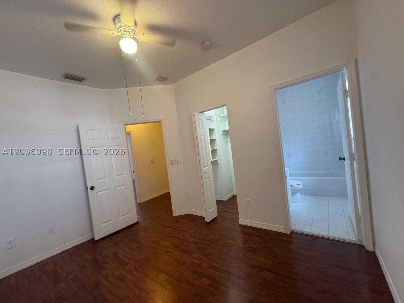 VILLAS AT HARBOR ISLES CO - Residential