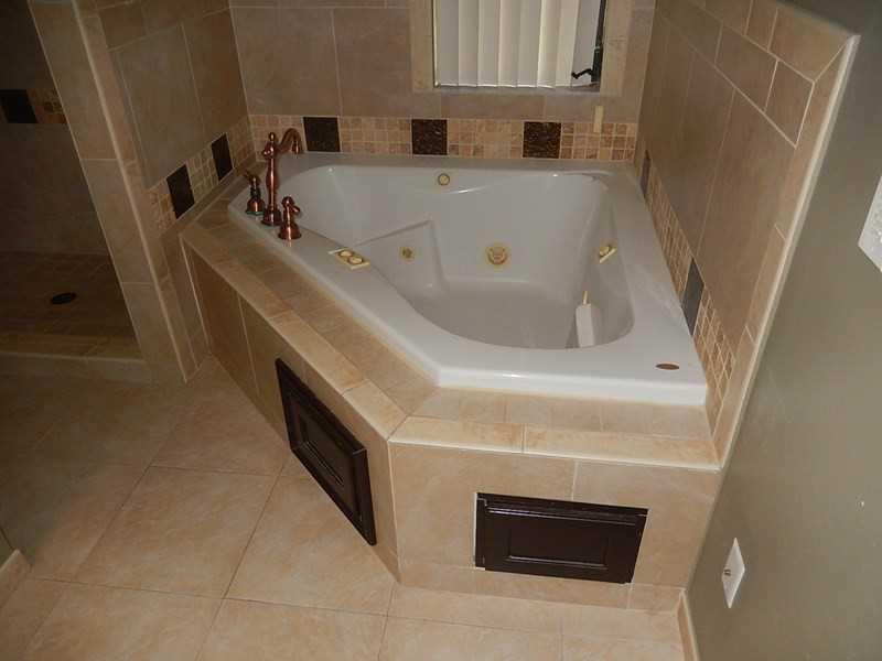 COUNTRY CLUB RANCHES SEC - Residential