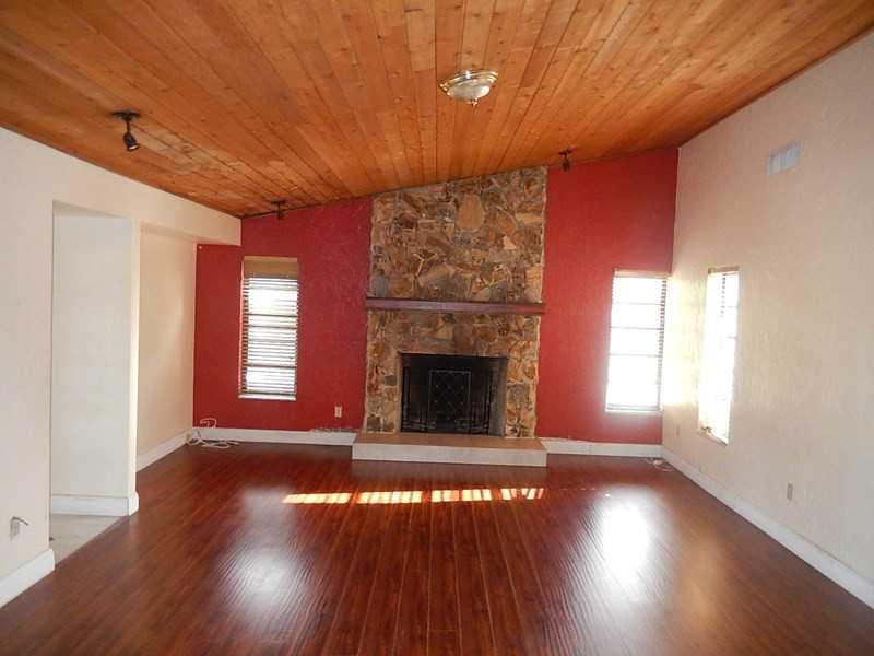 COUNTRY CLUB RANCHES SEC - Residential