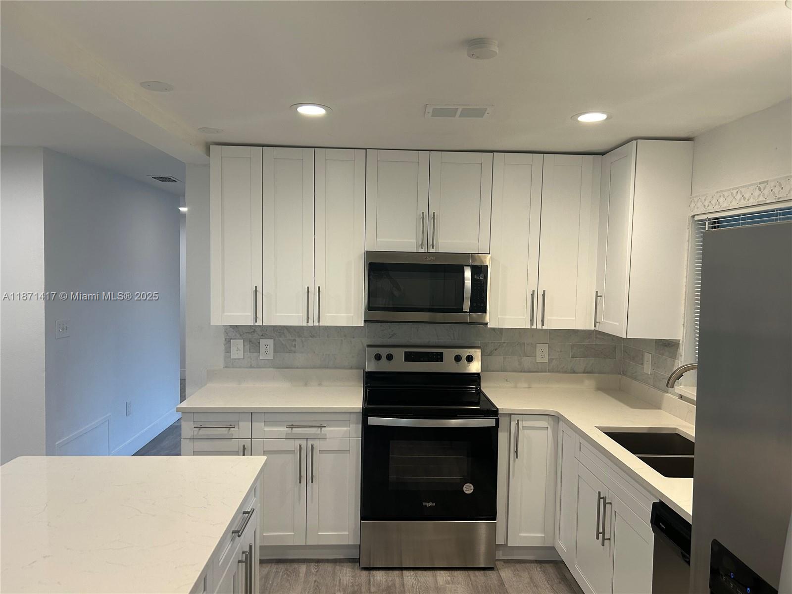 POINCIANA RE-PLAT PT OF NB - Residential