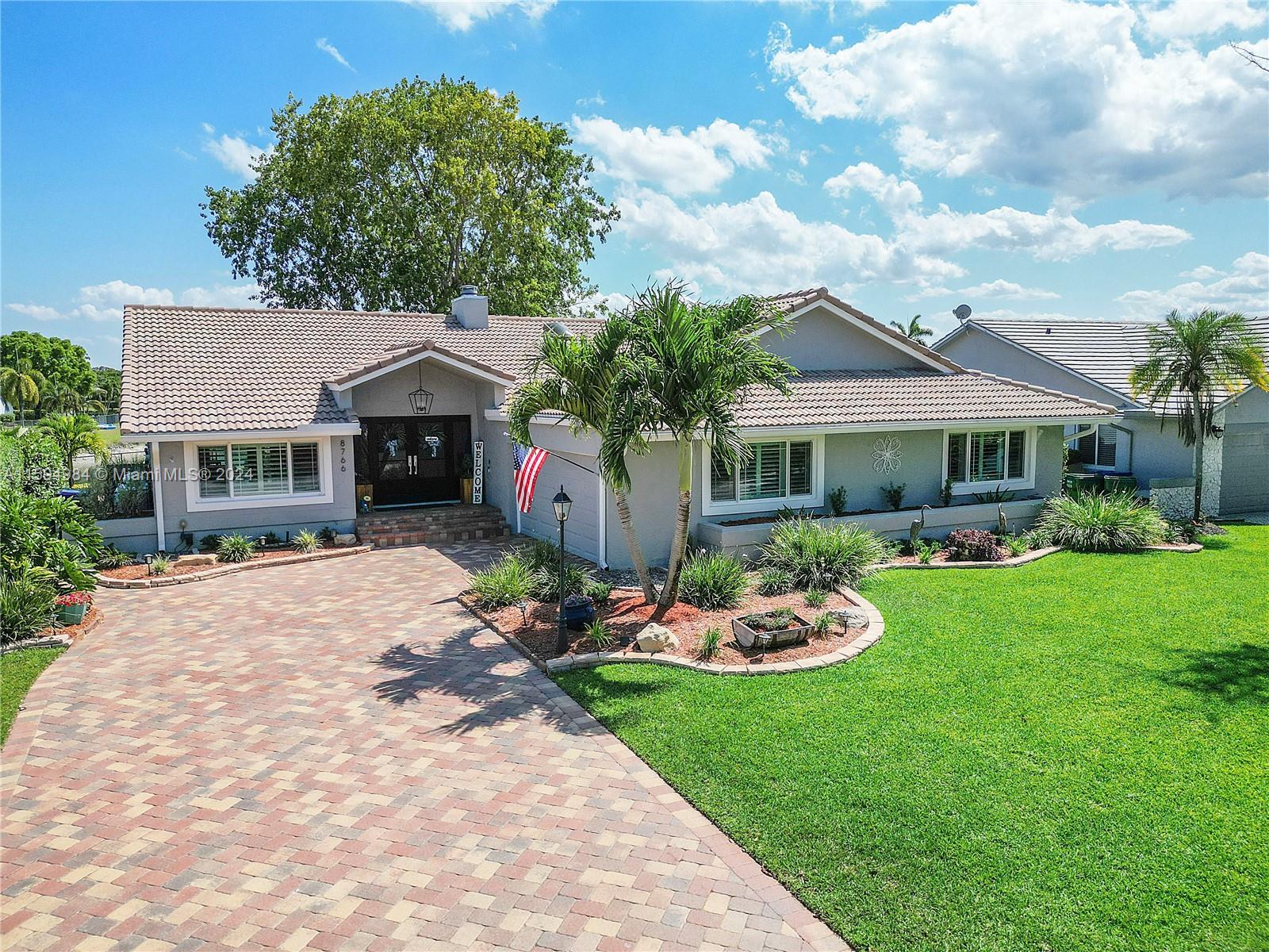 PINE RIDGE - Residential