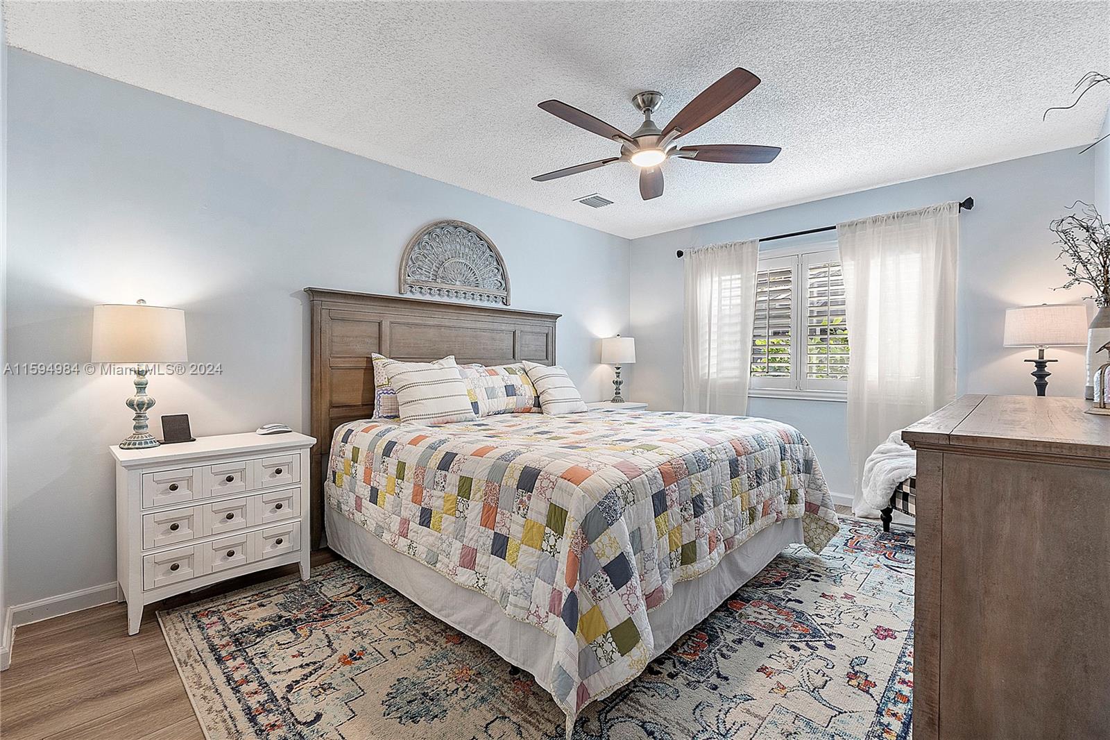 PINE RIDGE - Residential