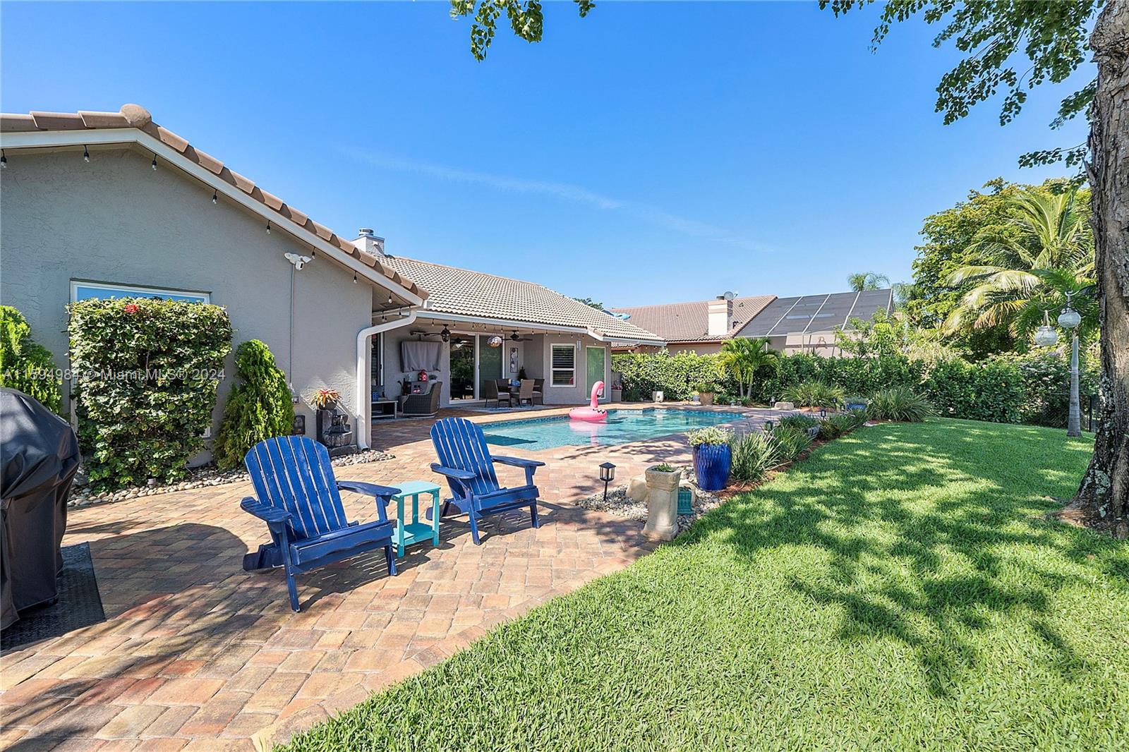 PINE RIDGE - Residential