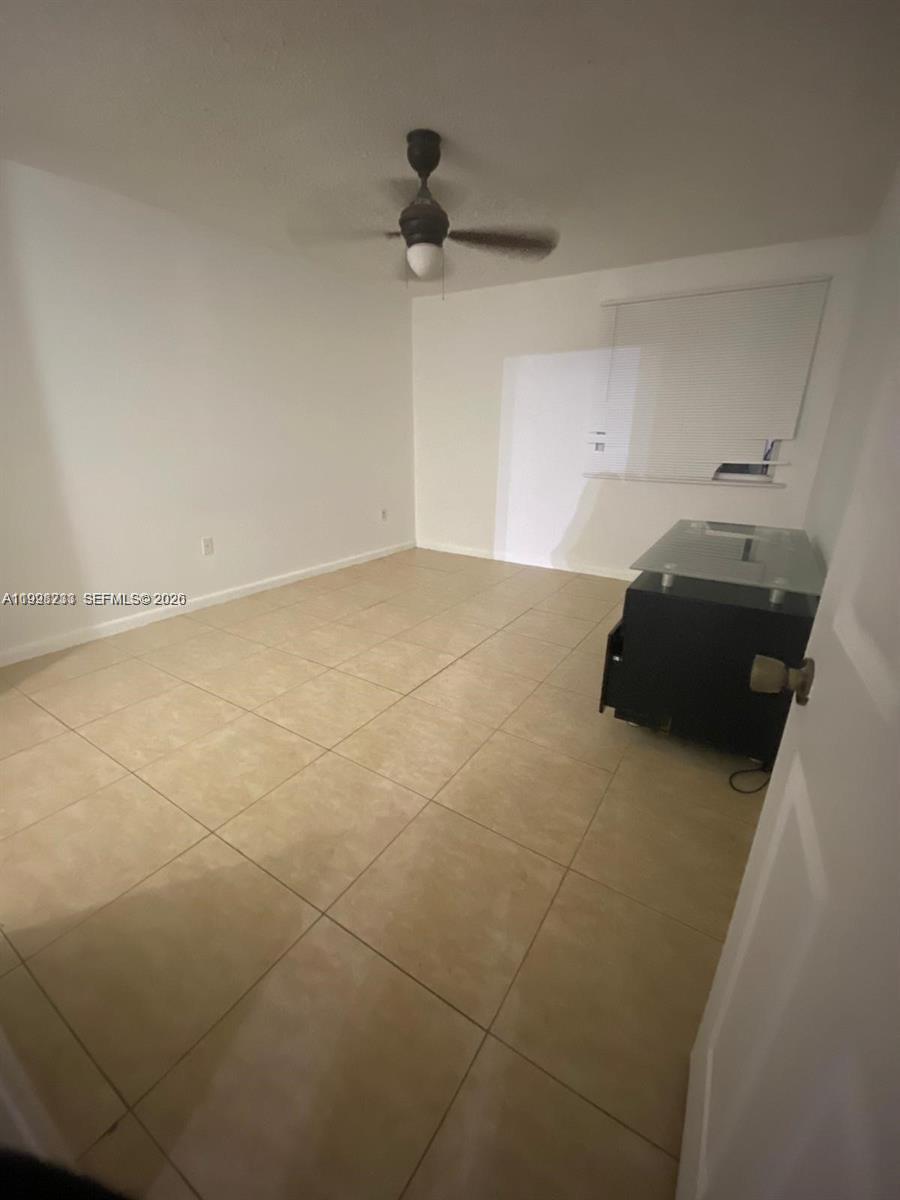 THE GREENS AT DORAL CONDO - Residential