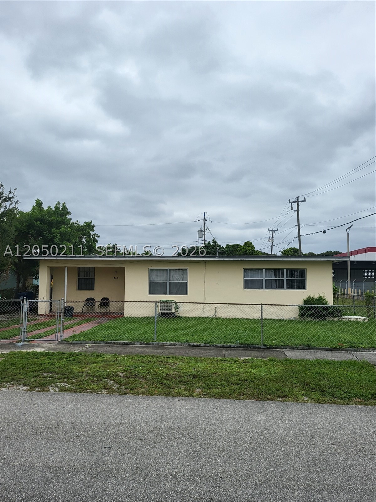 ARCOLA GARDENS - Residential Lease