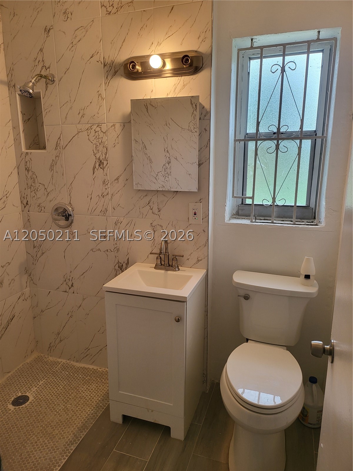 ARCOLA GARDENS - Residential Lease