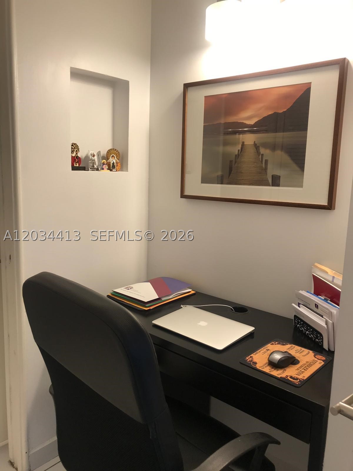 IMAGES AT PEMBROKE POINTE - Residential Lease