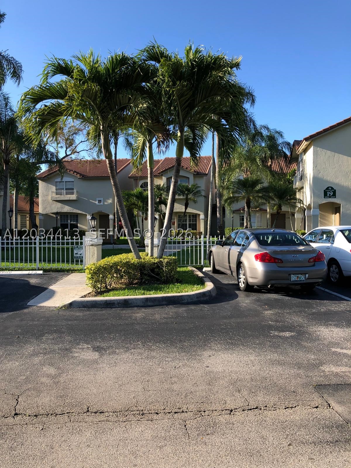 IMAGES AT PEMBROKE POINTE - Residential Lease