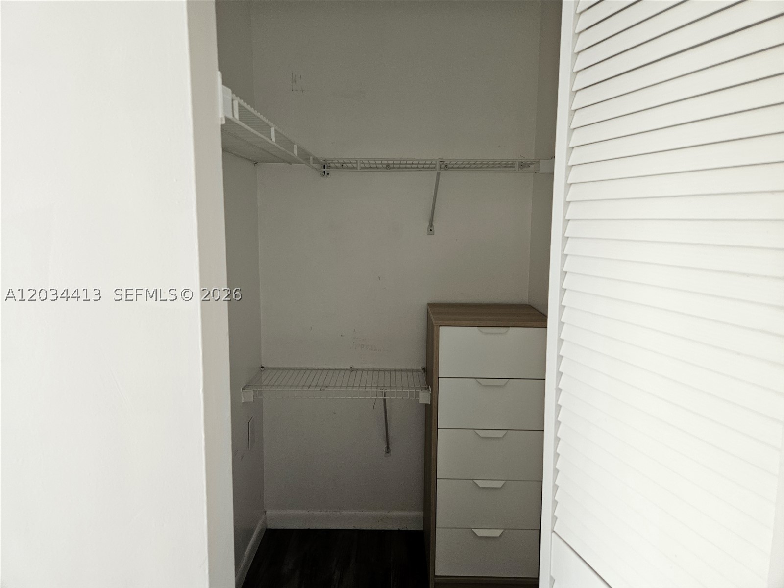 IMAGES AT PEMBROKE POINTE - Residential Lease