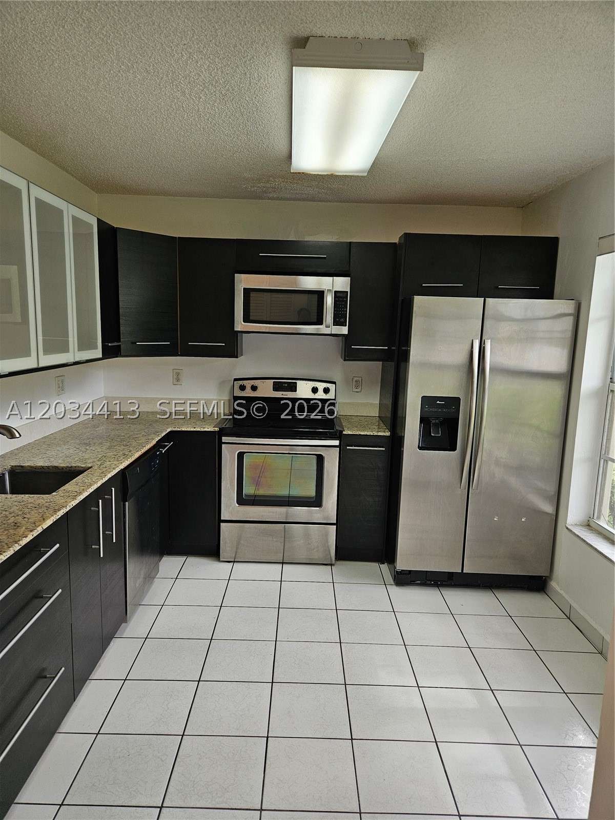 IMAGES AT PEMBROKE POINTE - Residential Lease