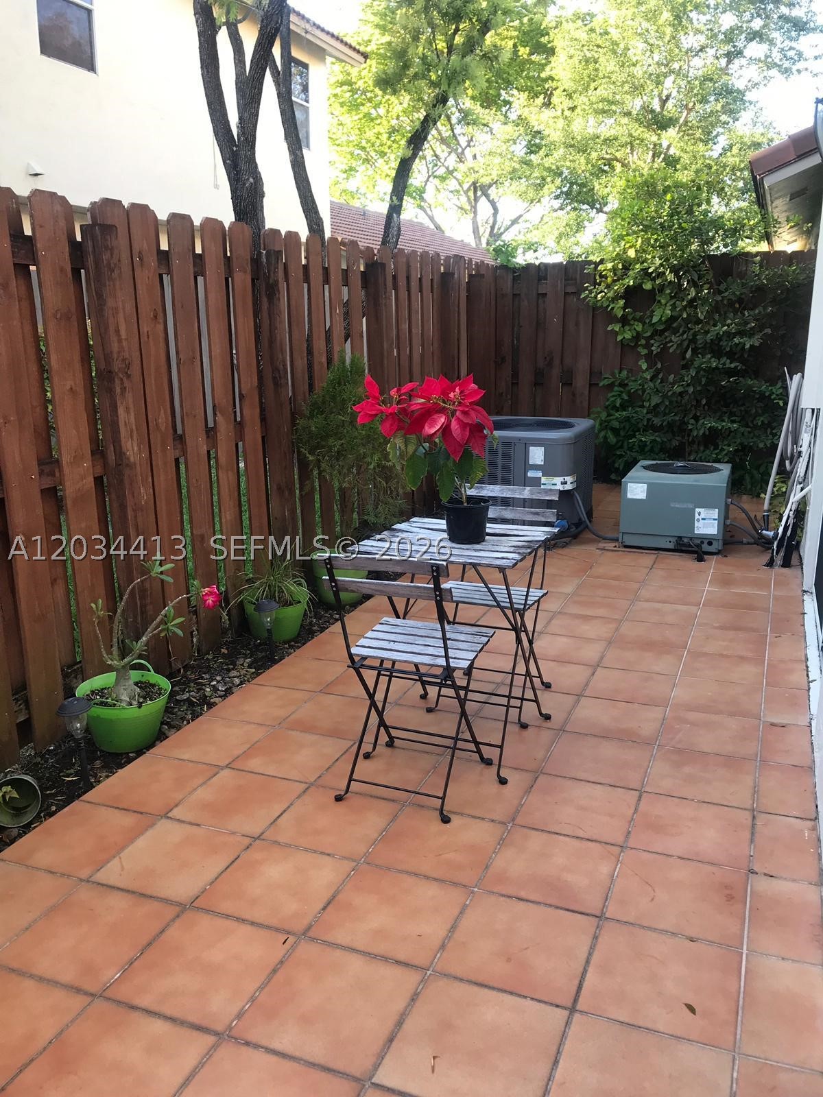 IMAGES AT PEMBROKE POINTE - Residential Lease