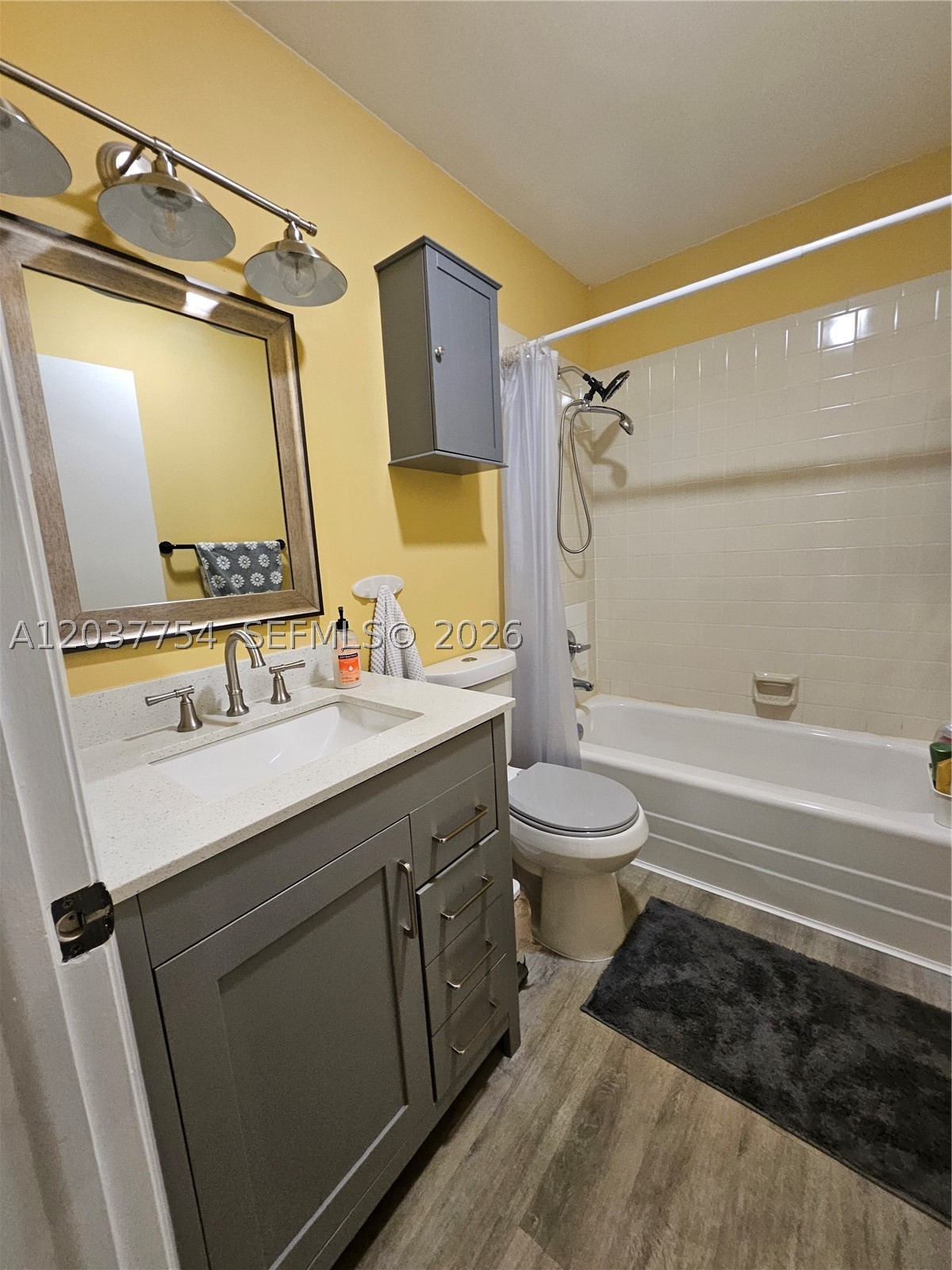 DELRAY OAKS CONDO - Residential Lease