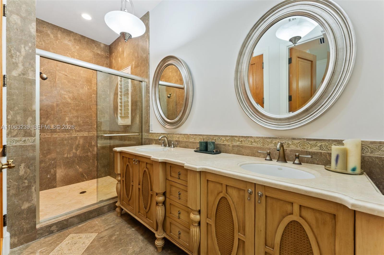 KILLIAN PARK - Residential