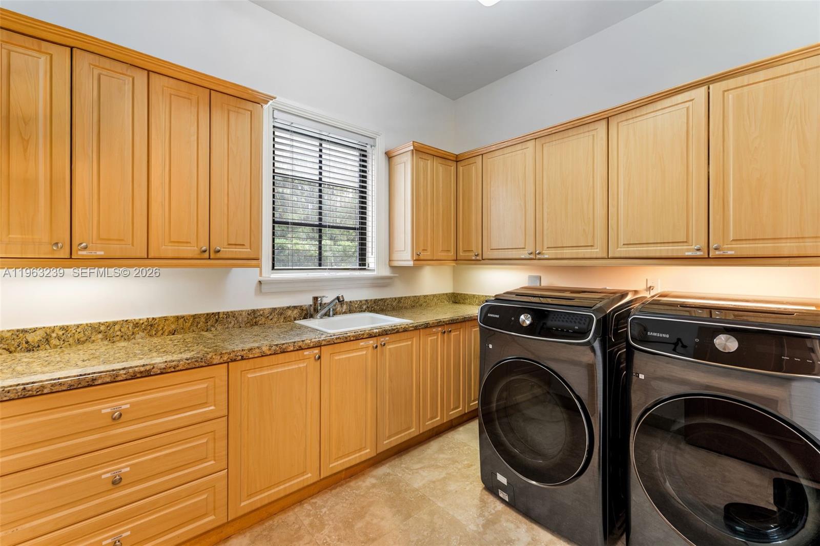 KILLIAN PARK - Residential