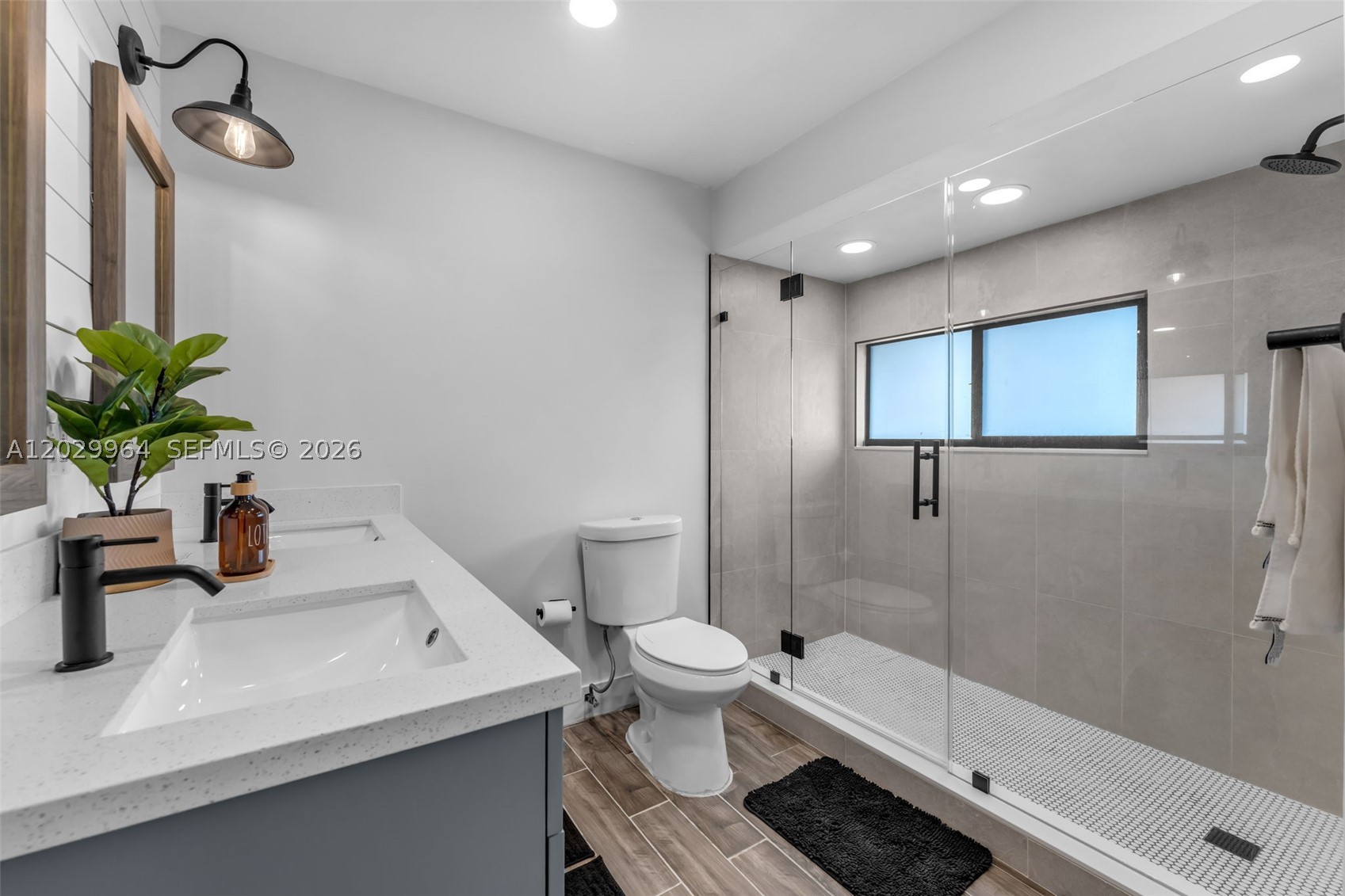 KENDALL WALK - Residential