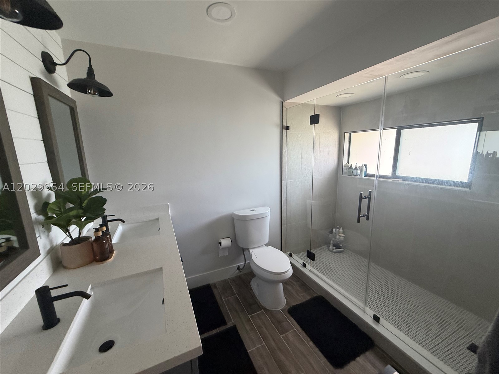 KENDALL WALK - Residential