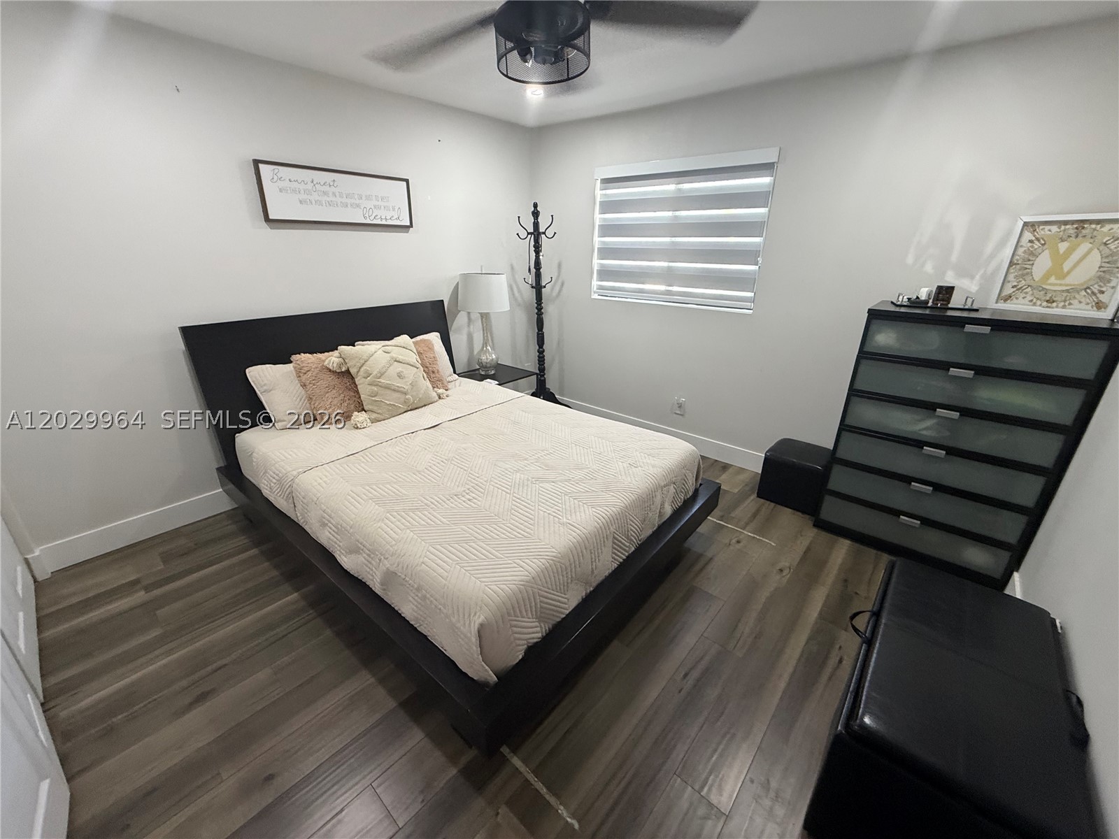 KENDALL WALK - Residential