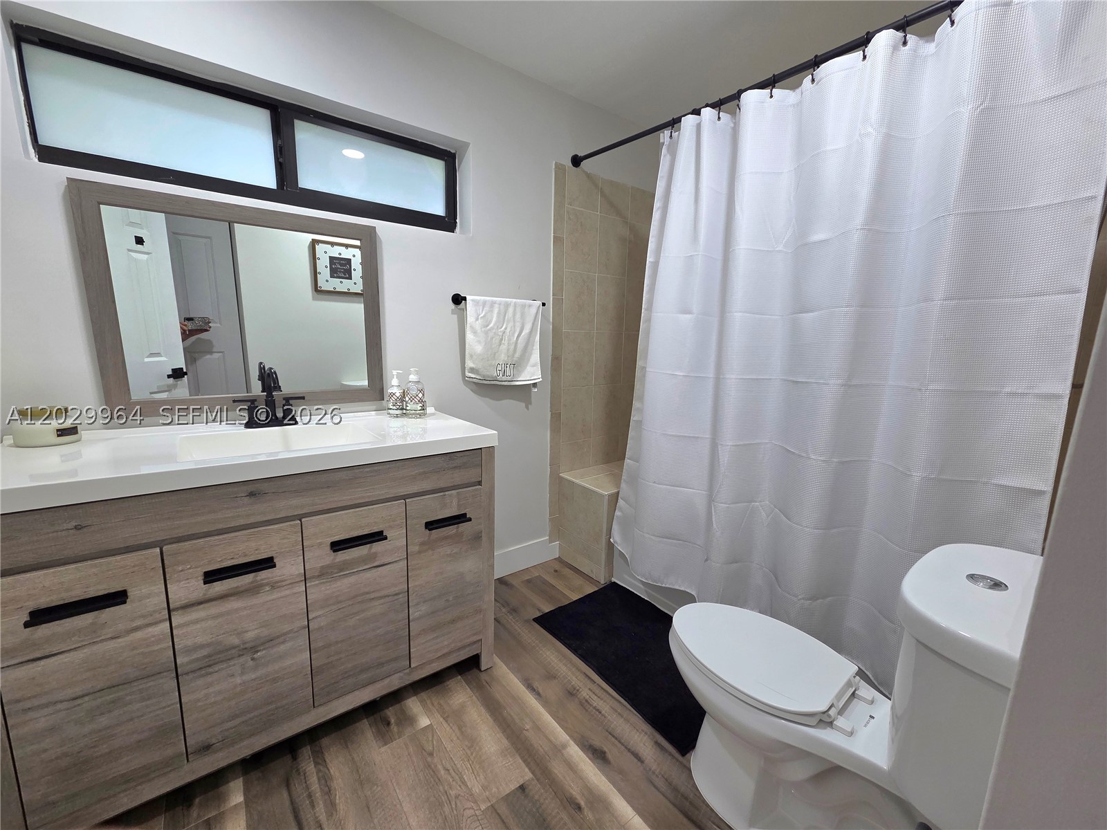 KENDALL WALK - Residential