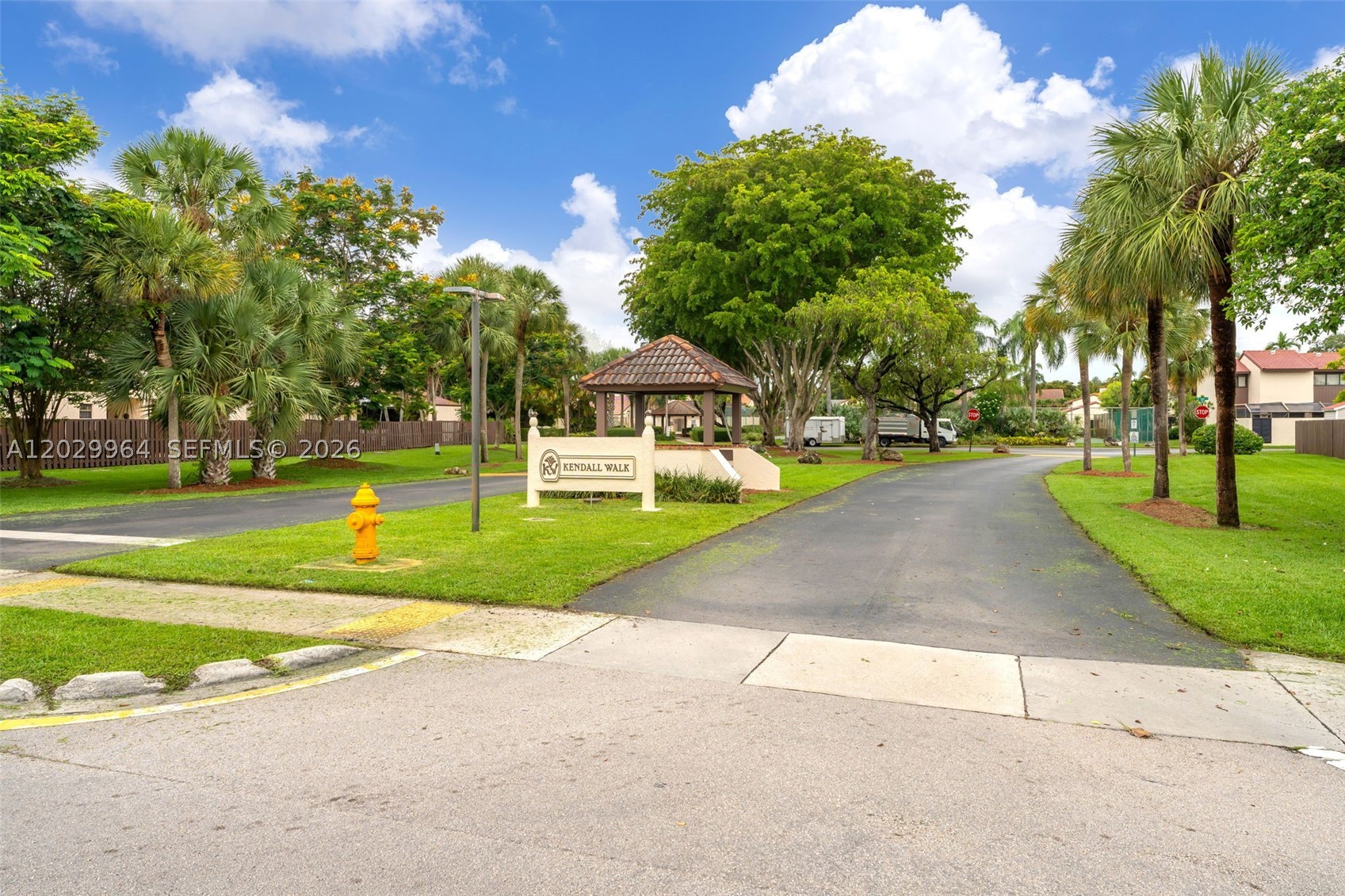 KENDALL WALK - Residential