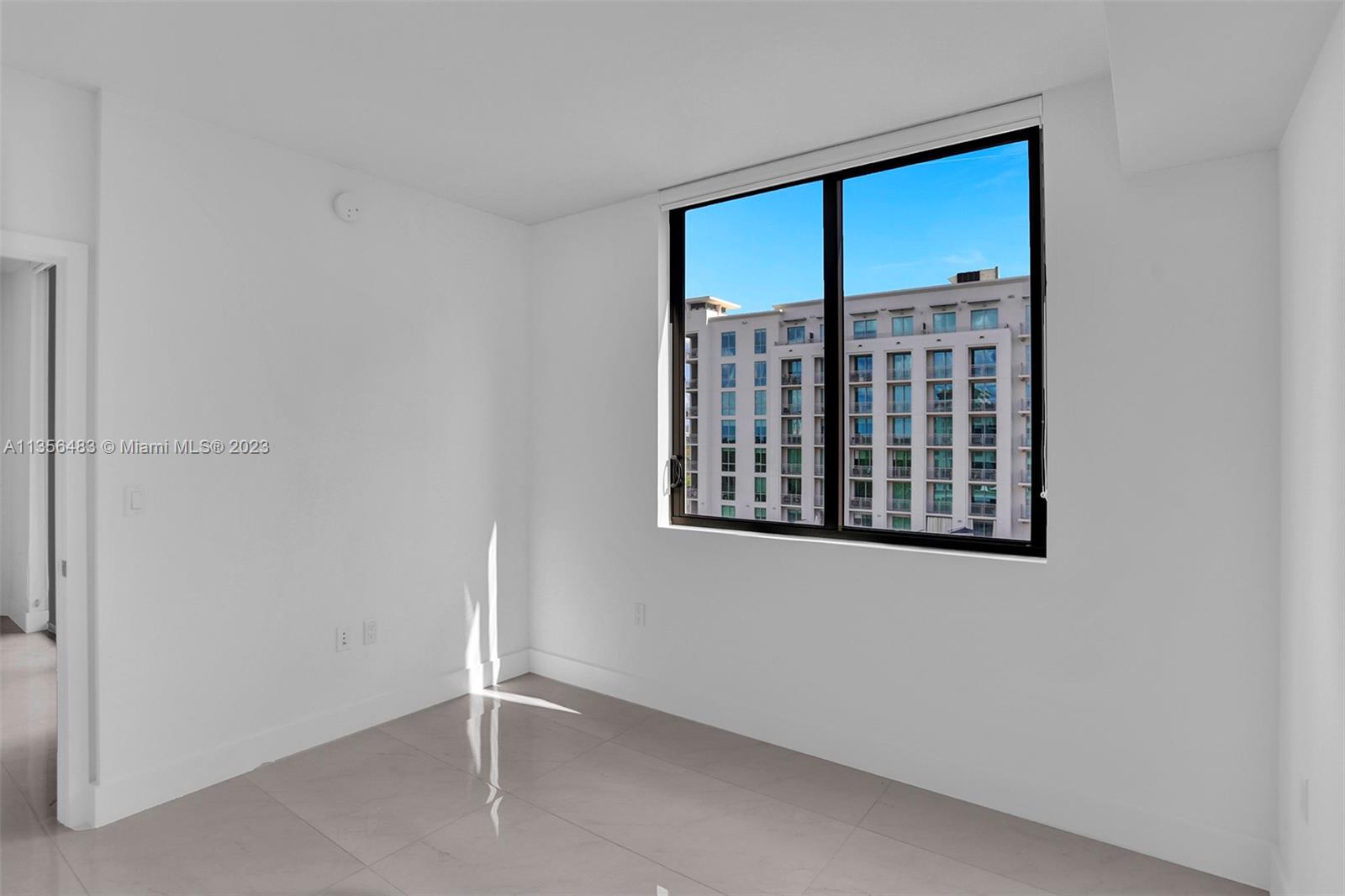 MERRICK MANOR - Residential Lease