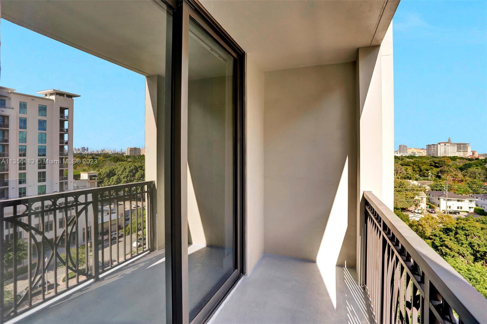 MERRICK MANOR - Residential Lease