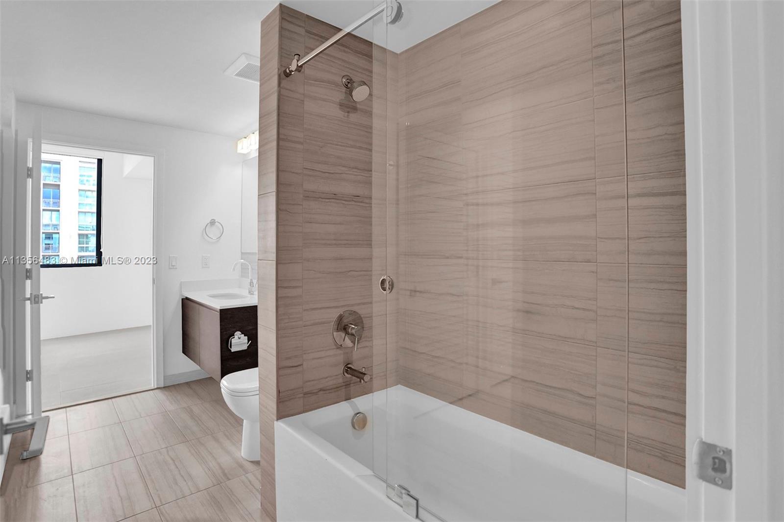 MERRICK MANOR - Residential Lease