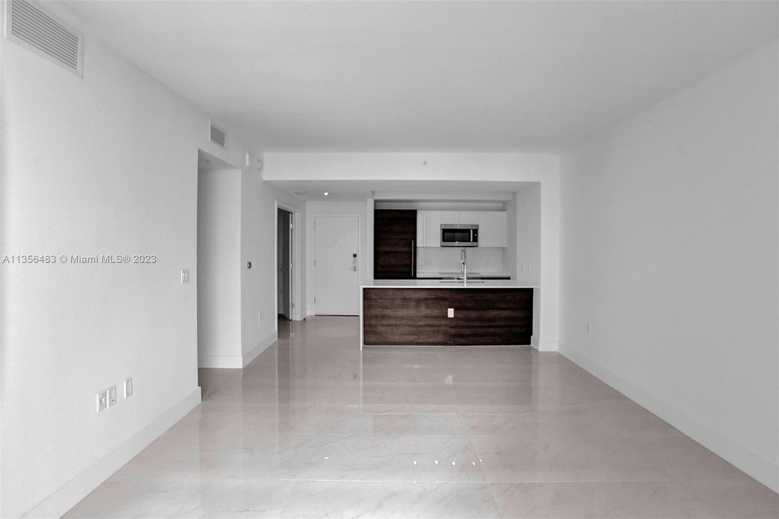 MERRICK MANOR - Residential Lease