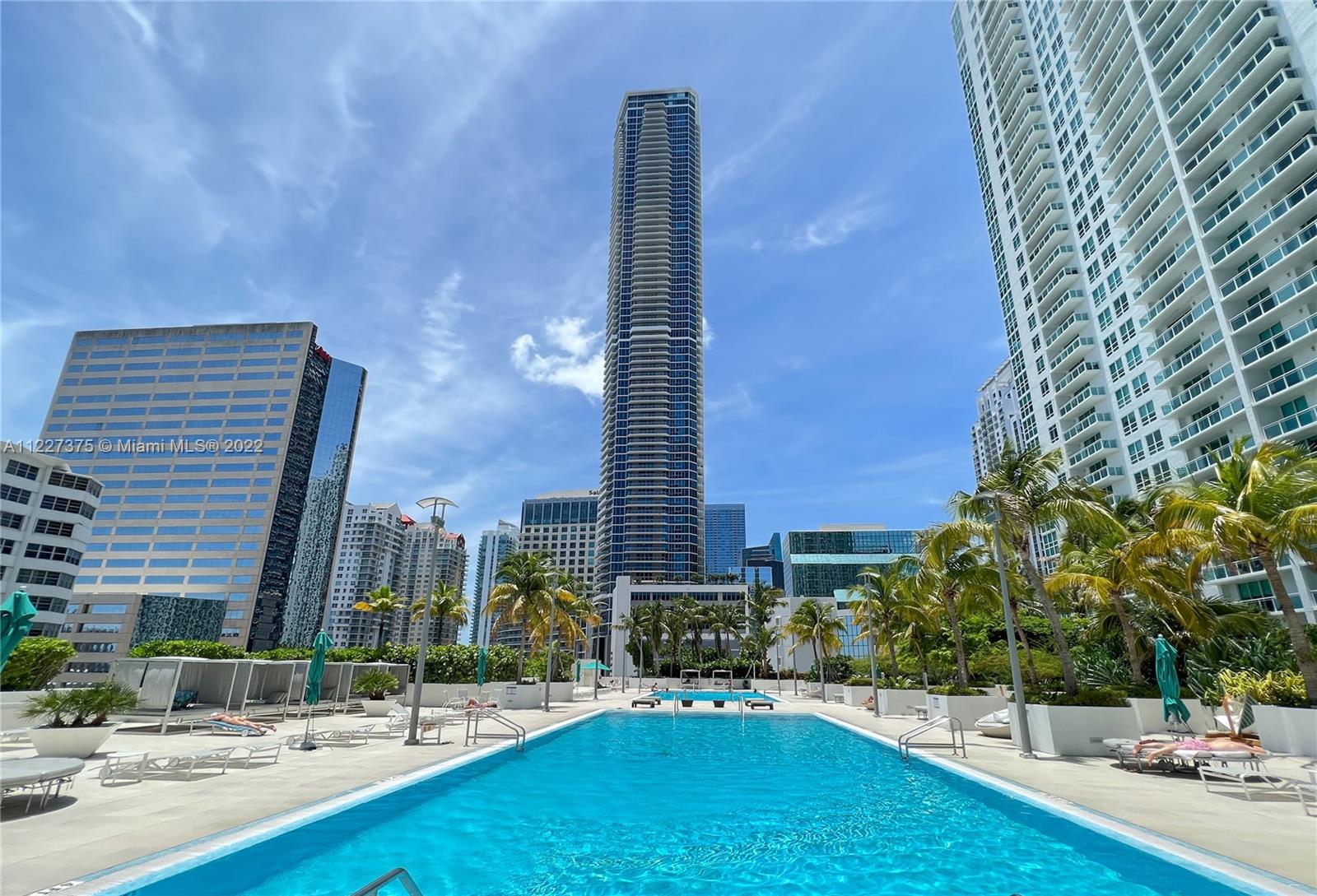 THE PLAZA 901 BRICKELL CO - Residential Lease