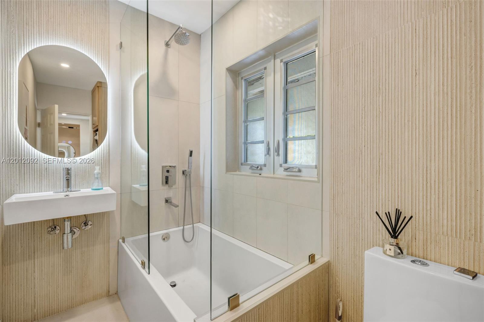 WASHINGTON PLACE - Residential