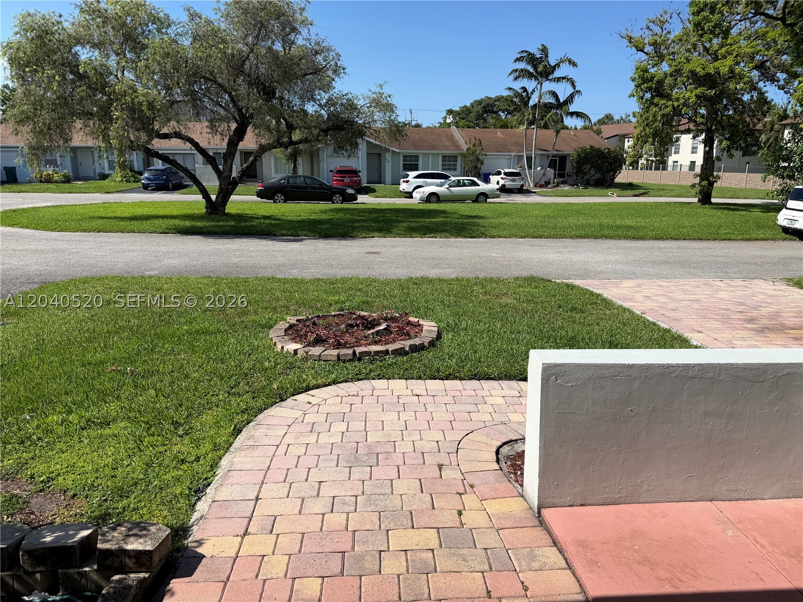 LAKEWOOD ON THE GREEN SEC - Residential