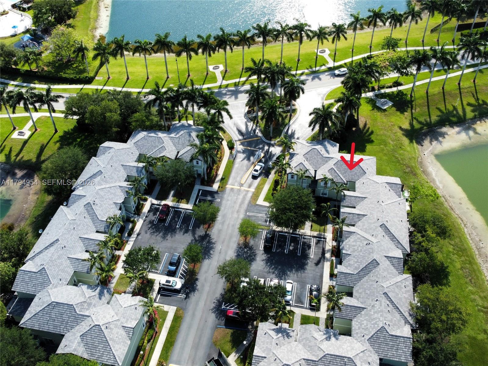 FIJI CONDO NO 3 - Residential