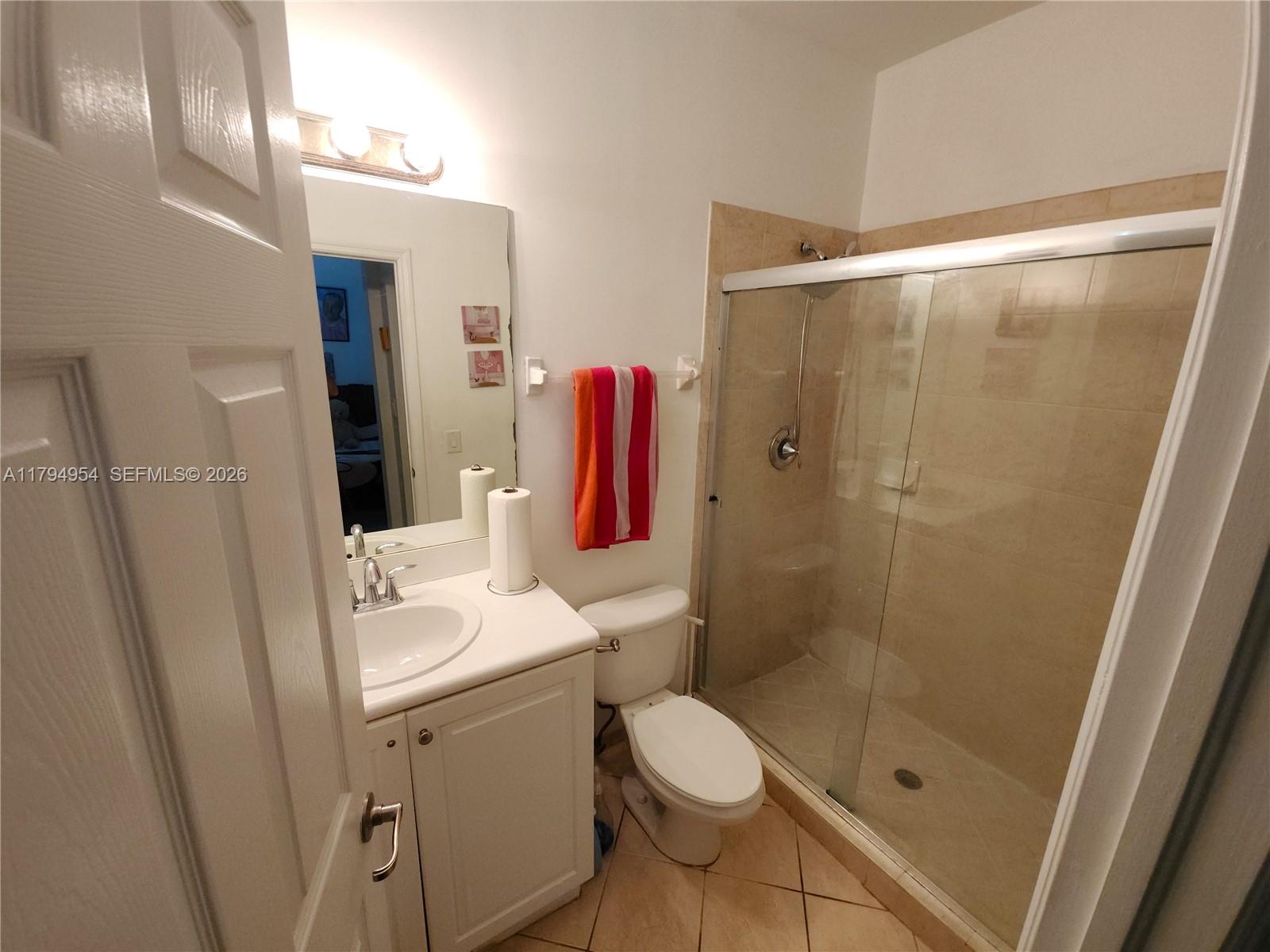 FIJI CONDO NO 3 - Residential