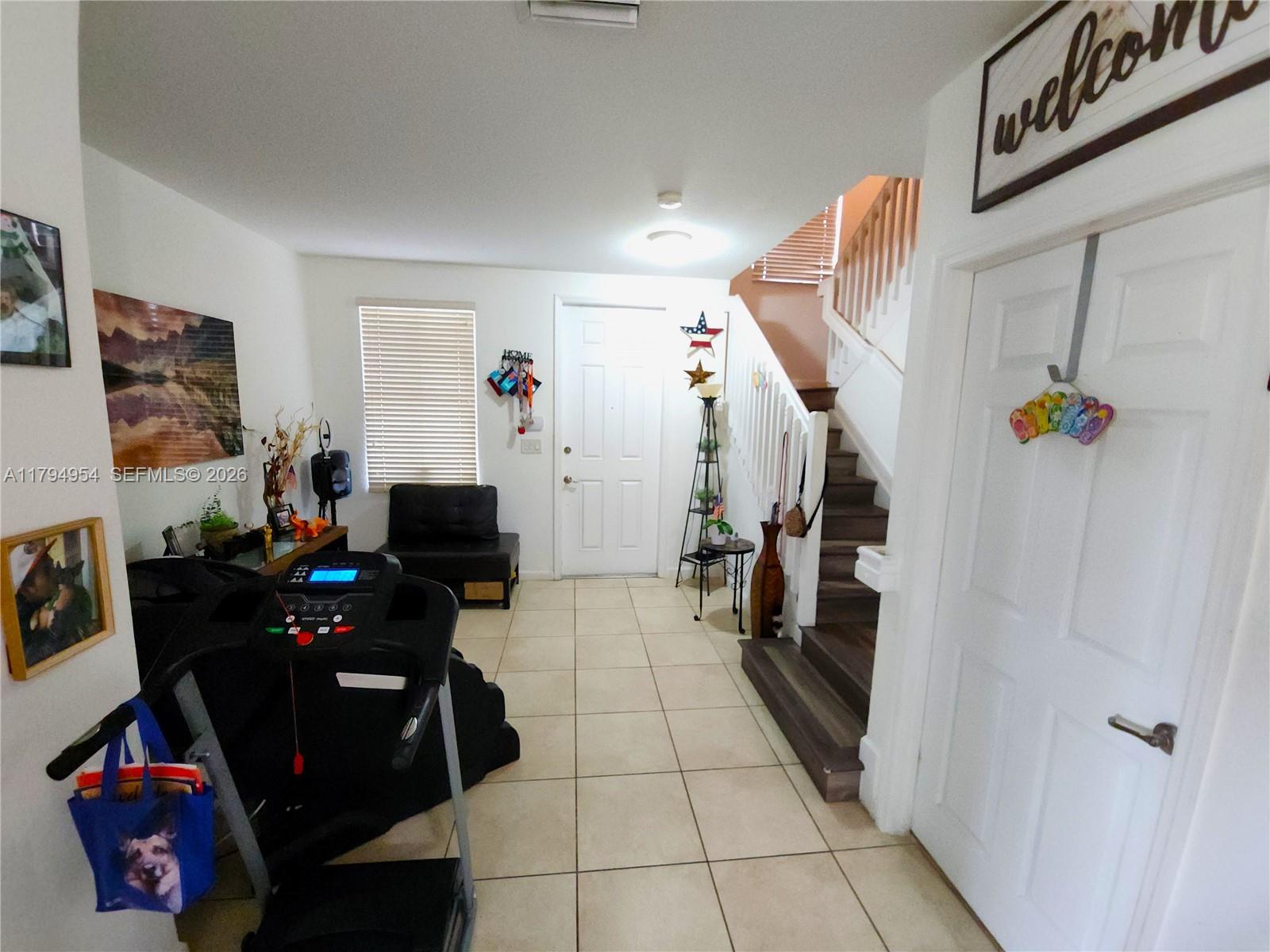 FIJI CONDO NO 3 - Residential
