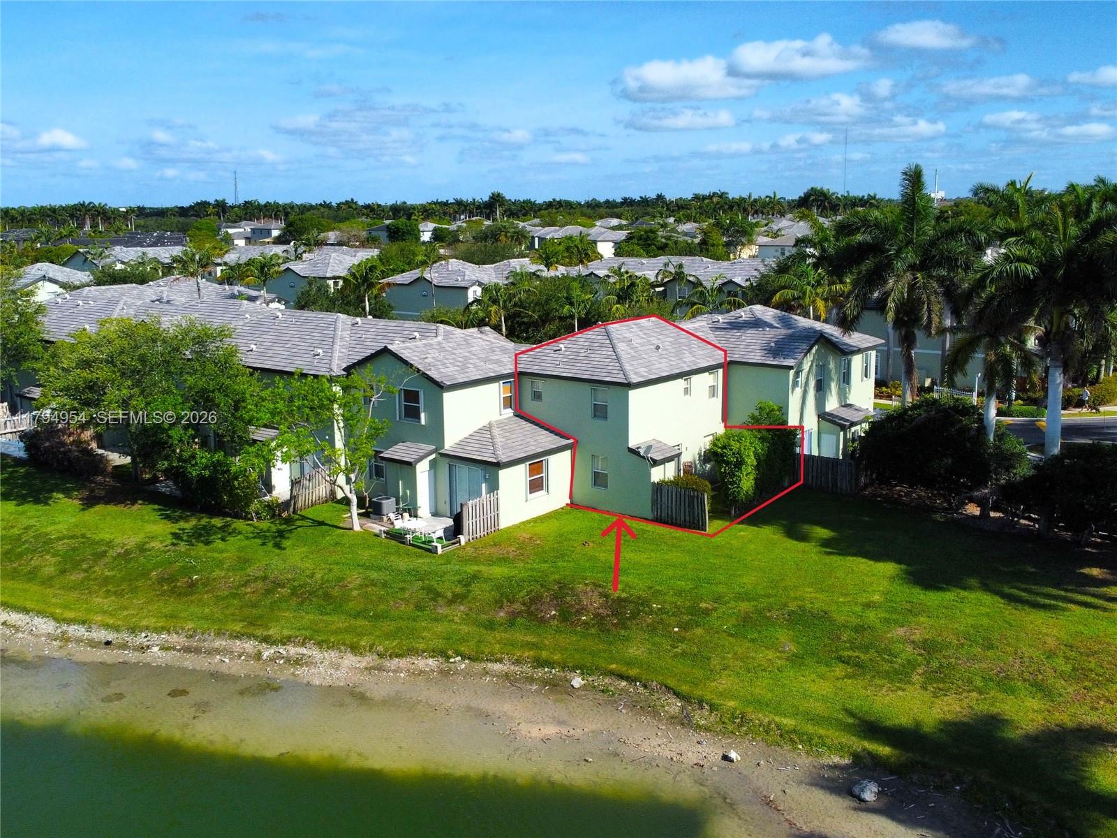 FIJI CONDO NO 3 - Residential