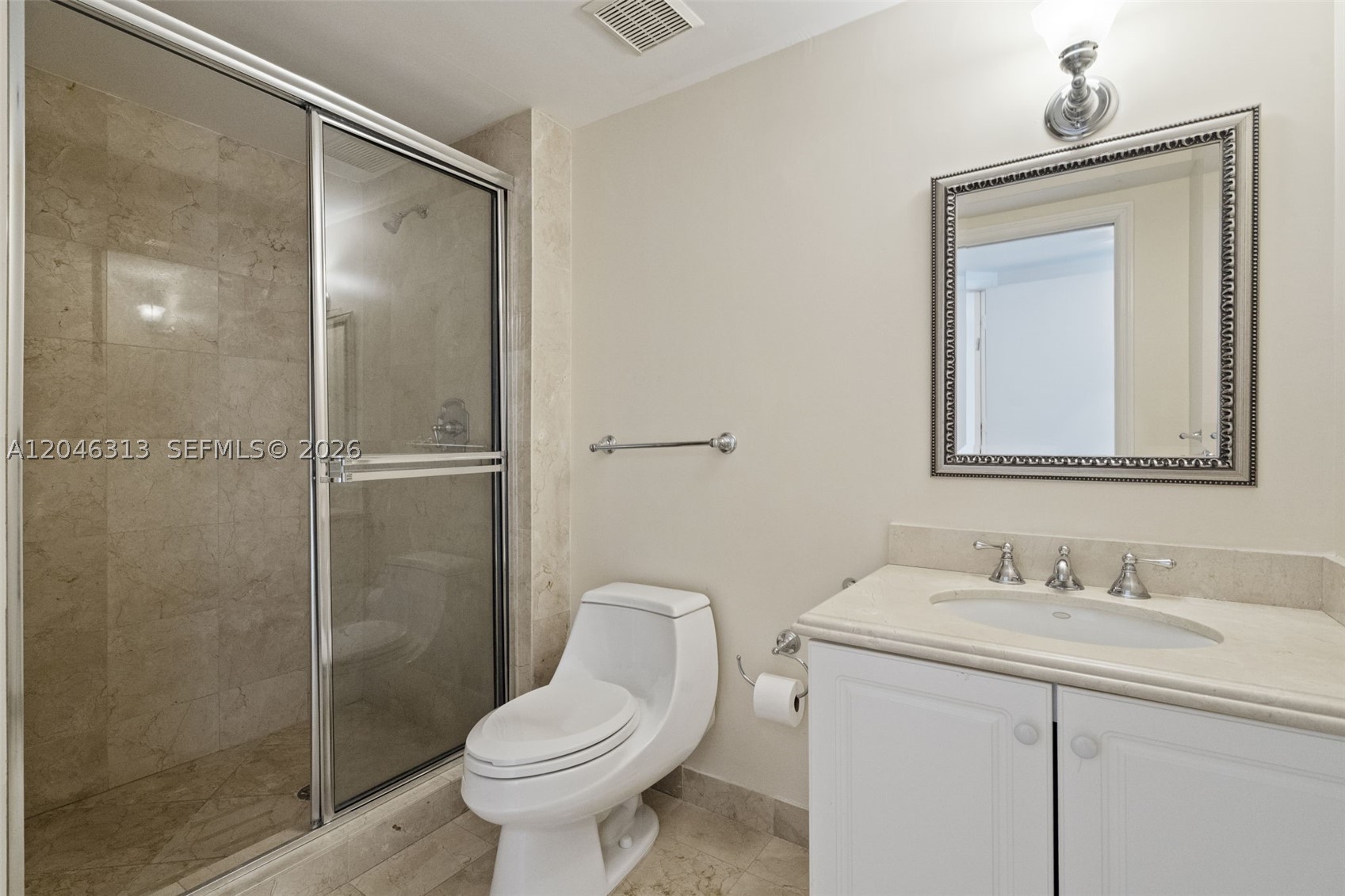 SOLIMAR CONDO - Residential