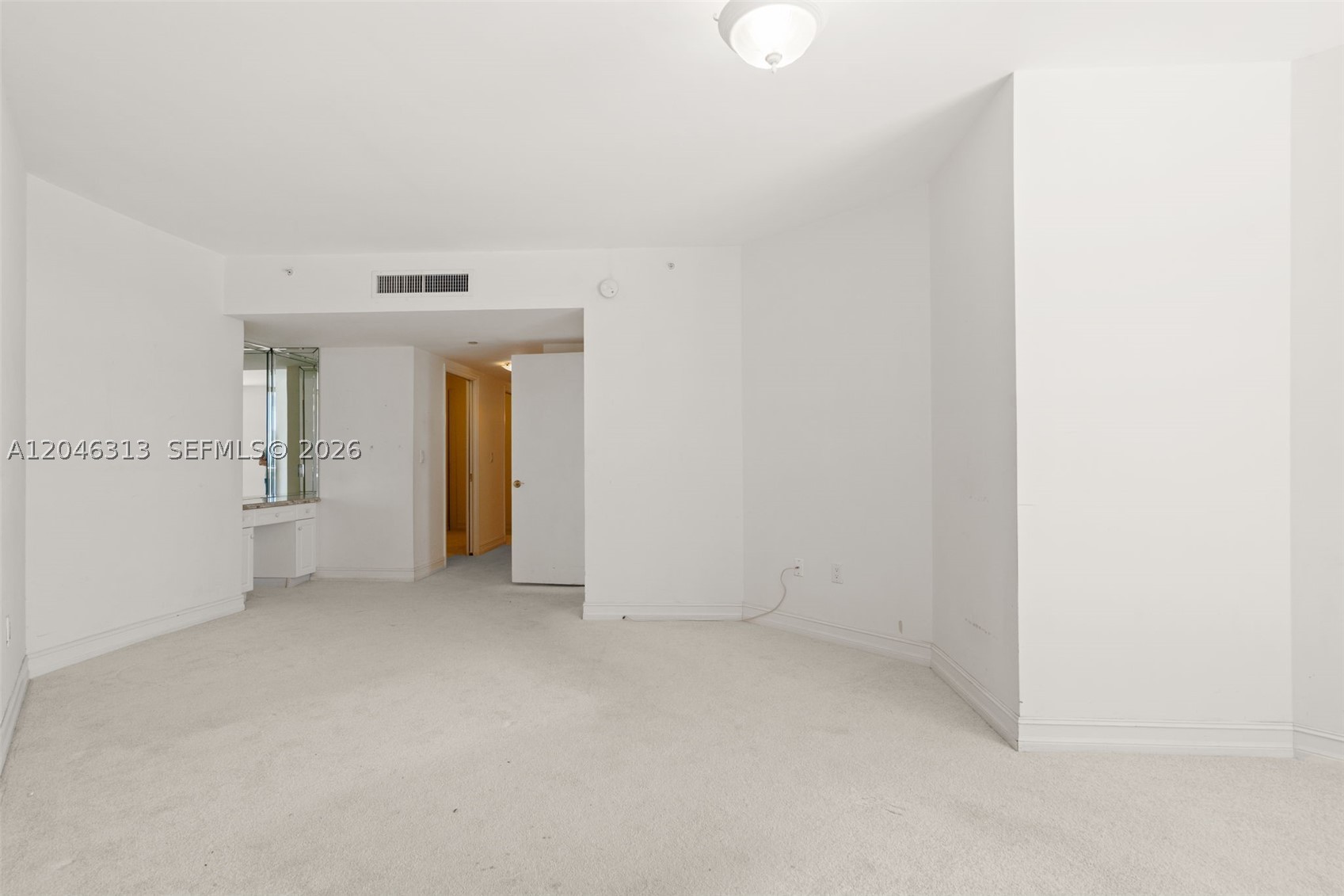 SOLIMAR CONDO - Residential