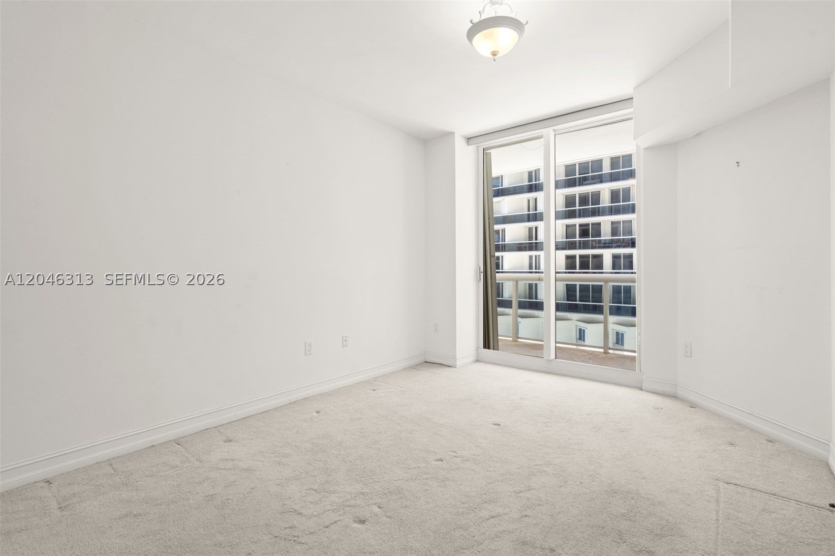 SOLIMAR CONDO - Residential