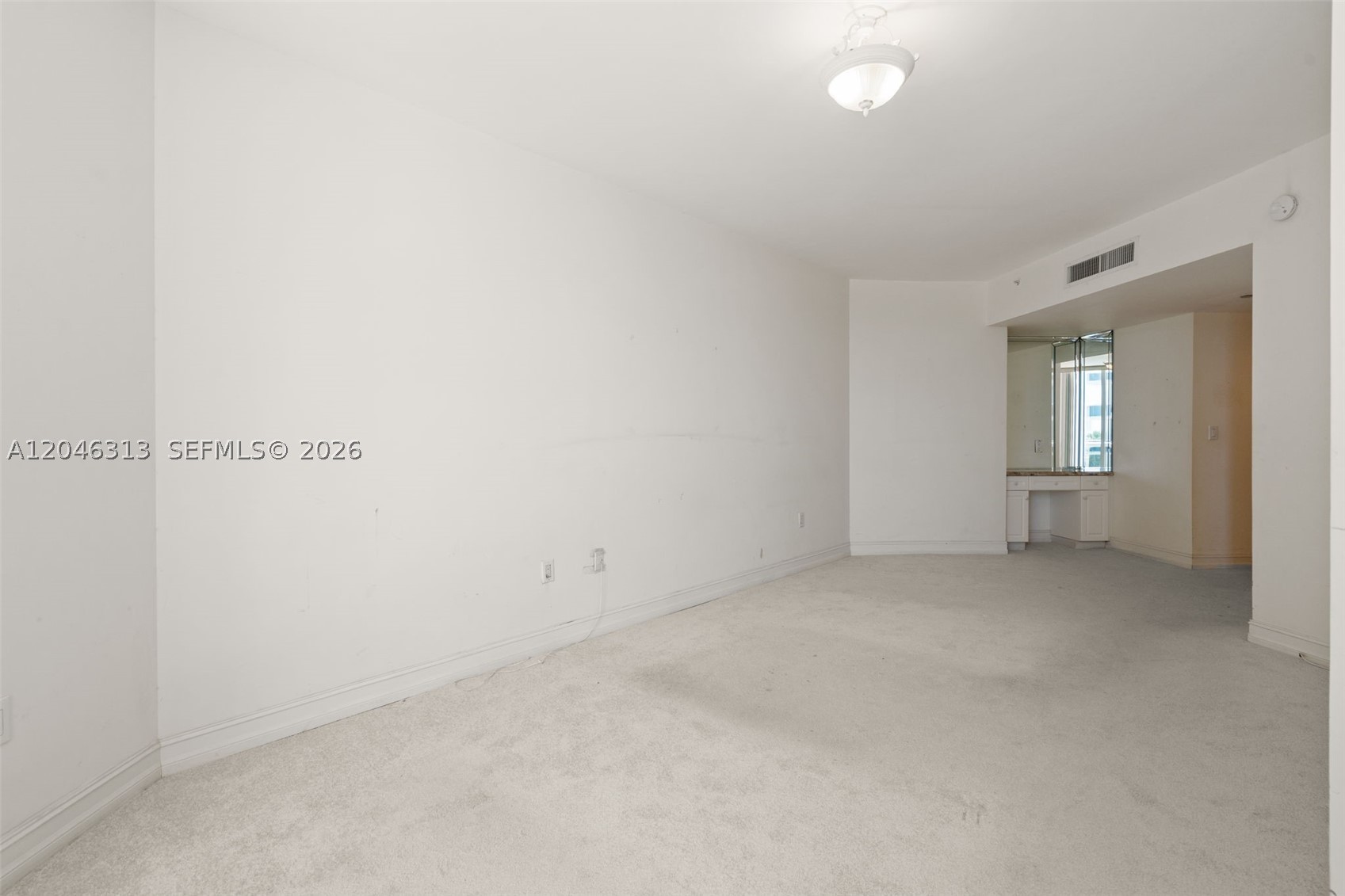 SOLIMAR CONDO - Residential