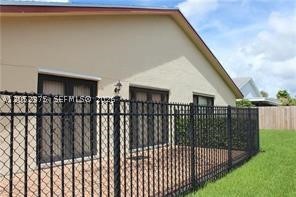 BOULEVARD WEST - Residential